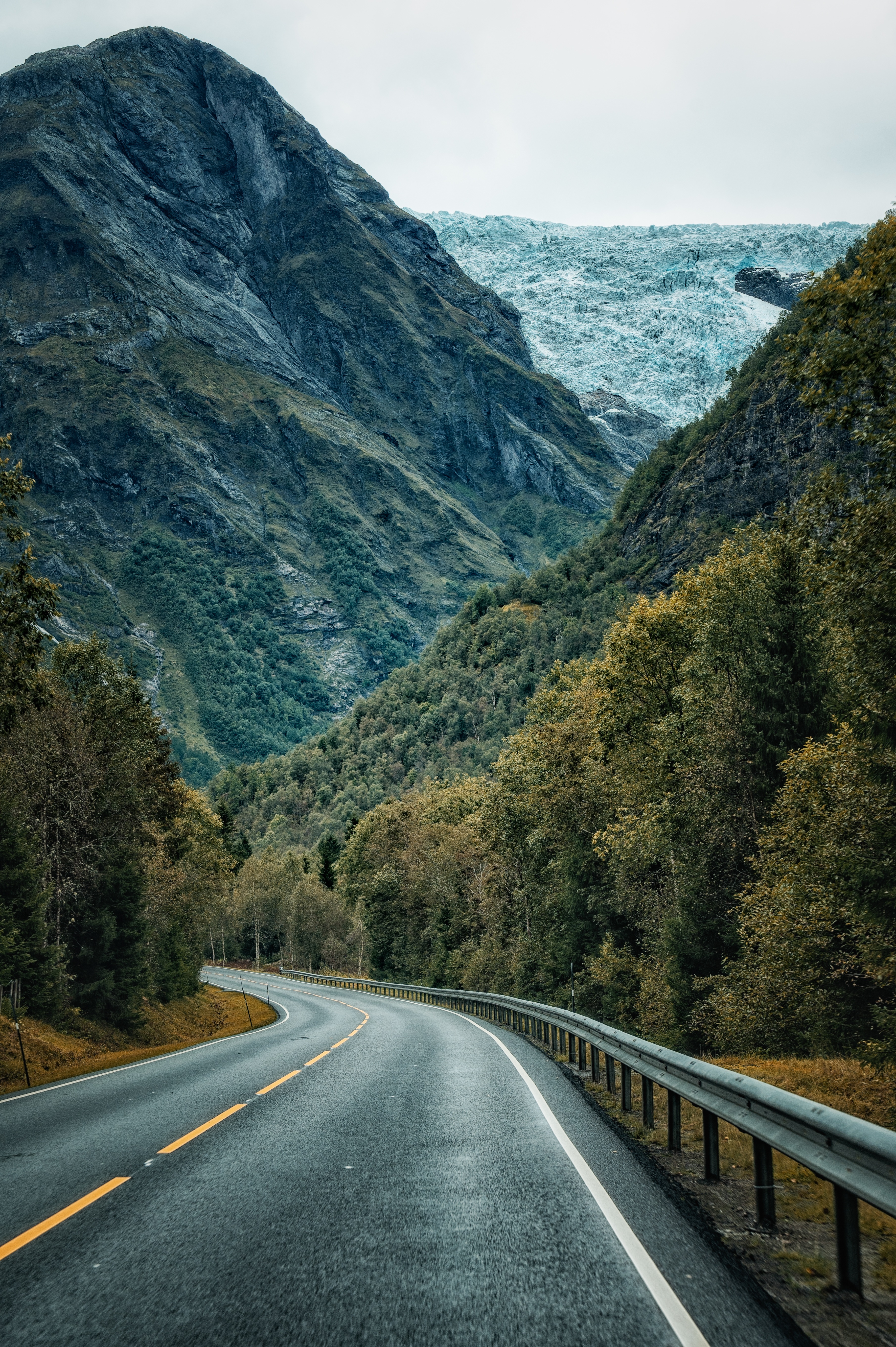 Carretera de montaña para categoría Deportivas